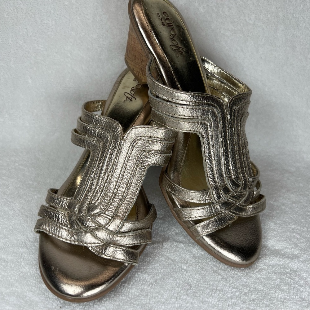 Euro Soft.  Gold Cushioned comfort